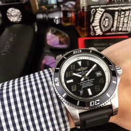 Breitling Superocean Black White Dial on Black Rubber Strap
